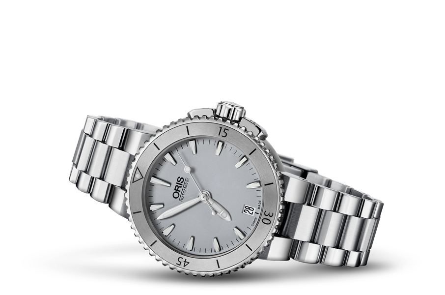 Oris Aquis Date 01-733-7652-4143-07-8-18-01P