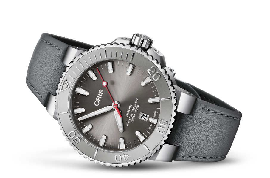 Oris Aquis Date Relief 01-733-7730-4153-07-5-24-11EB