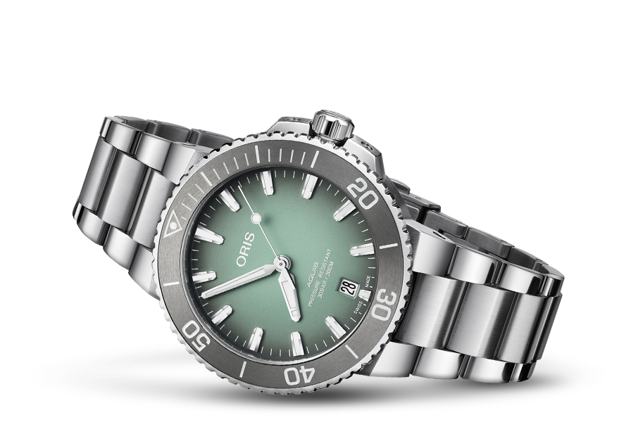 Oris Aquis Date 01-733-7732-4137-07-8-21-05PEB