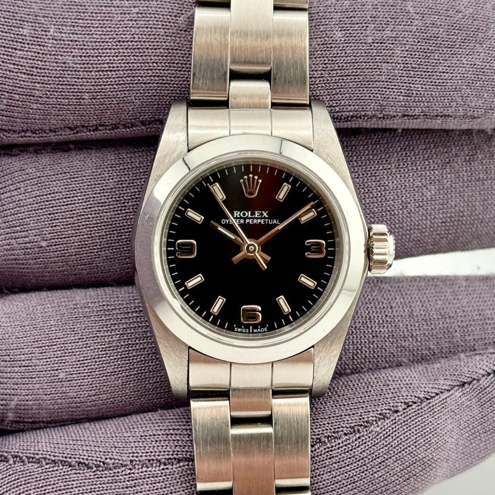 Pre-Owned Rolex Oyster Perpetual 26mm 67180
