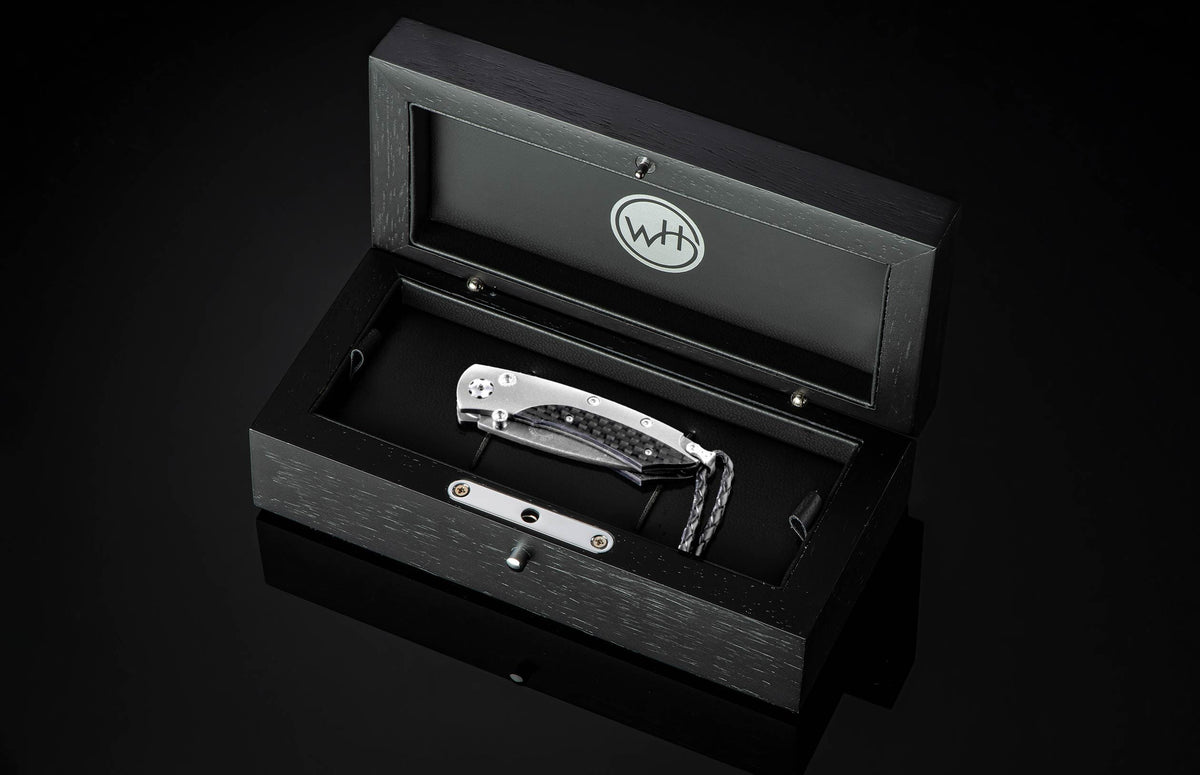 William Henry KNIVES B04 Cyber