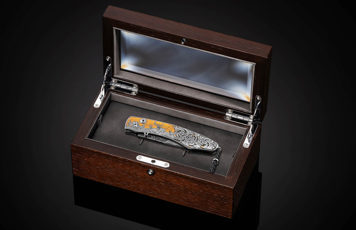 William Henry KNIVES B12 Elk Iv