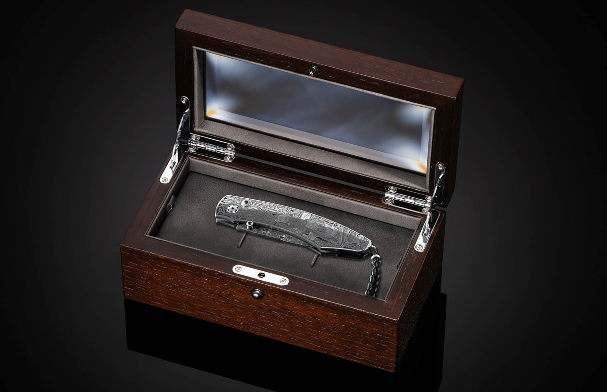 William Henry KNIVES B12 Viking III