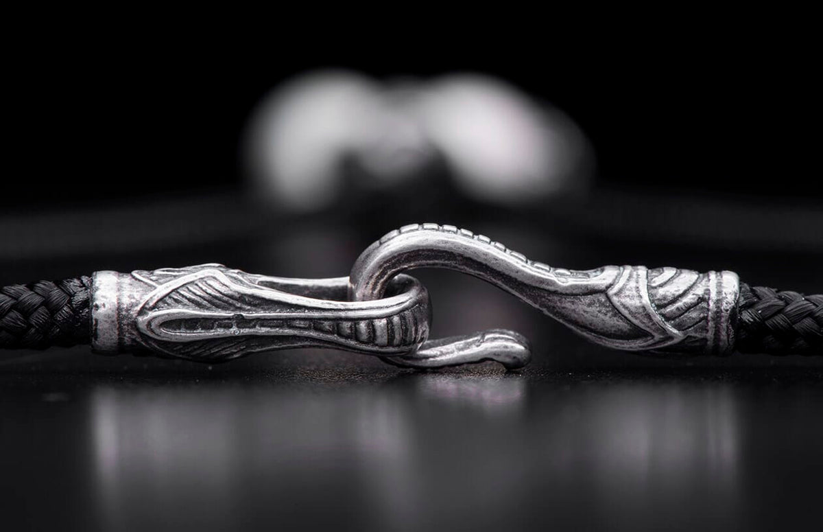 William Henry JEWELRY Amulet P16 W