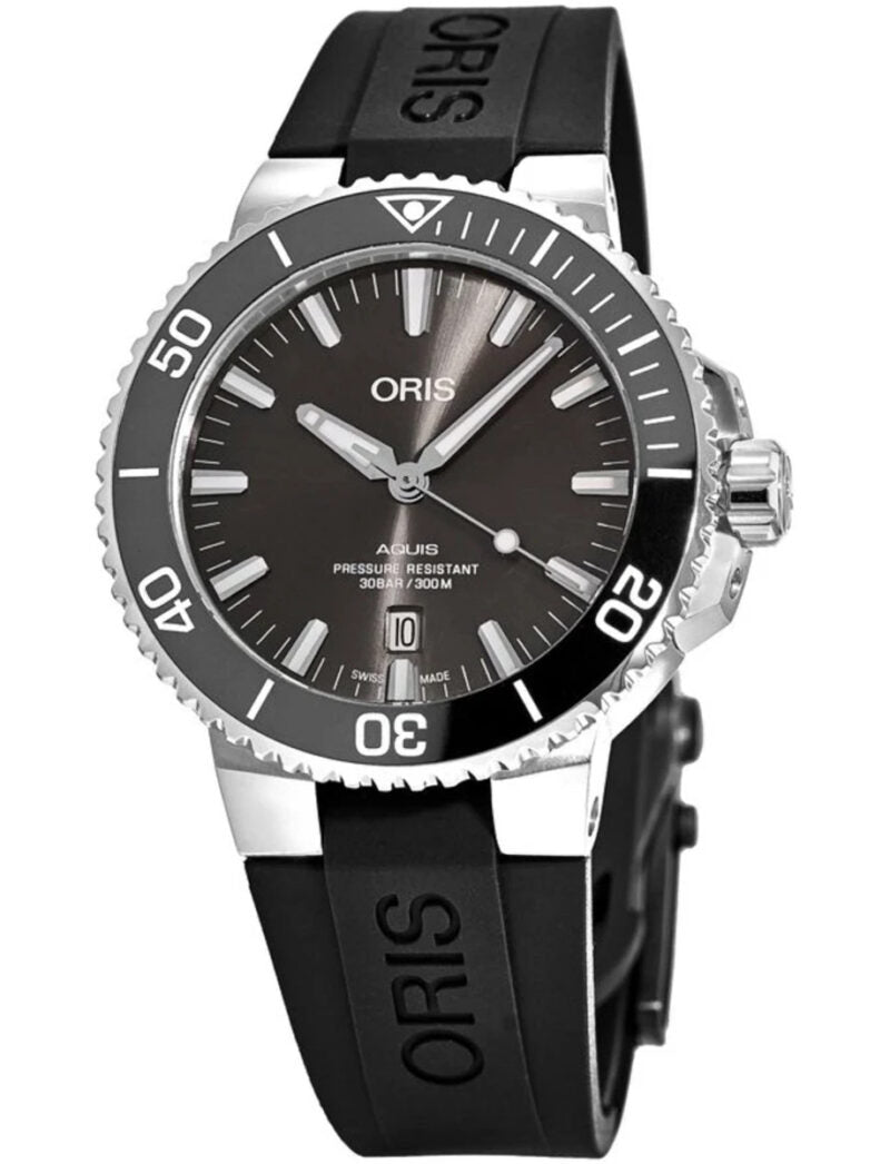 Aquis Titanium Date