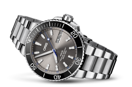 Oris Hammerhead Limited Edition 01-752-7733-4183-SET-MB