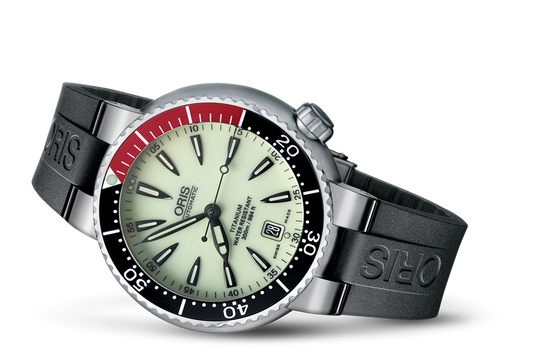 Oris Divers Titan Date 01-733-7562-7159-07-4-24-34TEB