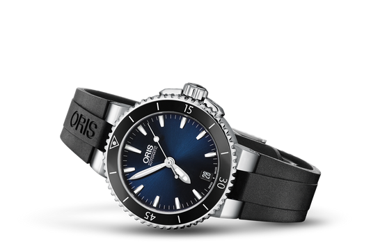 Oris Aquis Date 01-733-7652-4135-07-4-18-34