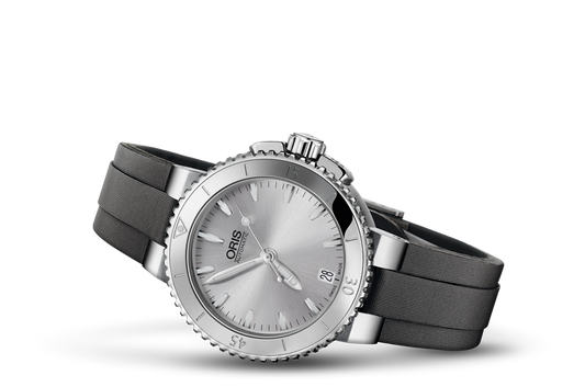 Oris Aquis Date 01-733-7652-4141-07-5-18-14FC