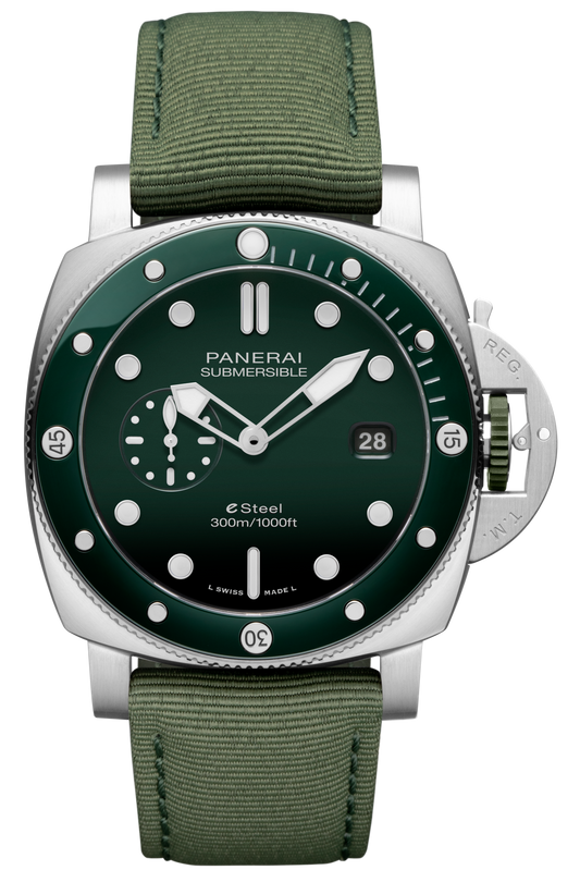 Submersible QuarantaQuattro Verde Smeraldo 44 mm