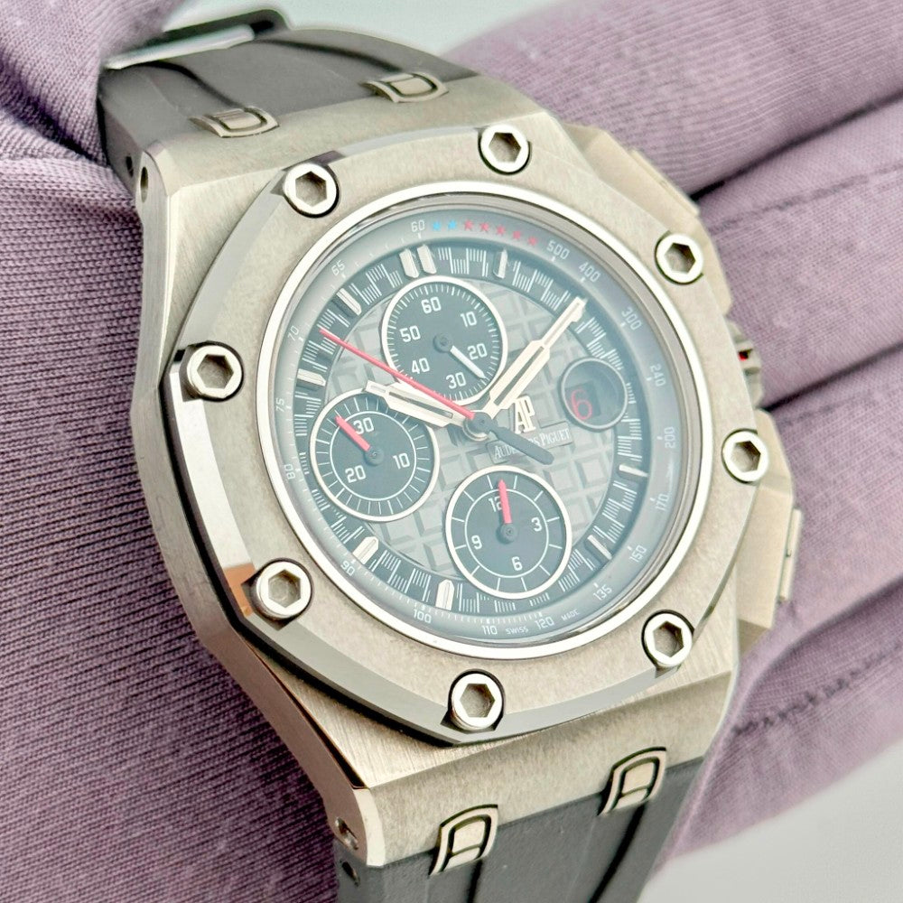 Pre-Owned Audemars Piguet Royal Oak Off Shore Chronograph 26568IM.OO.A004CA.01