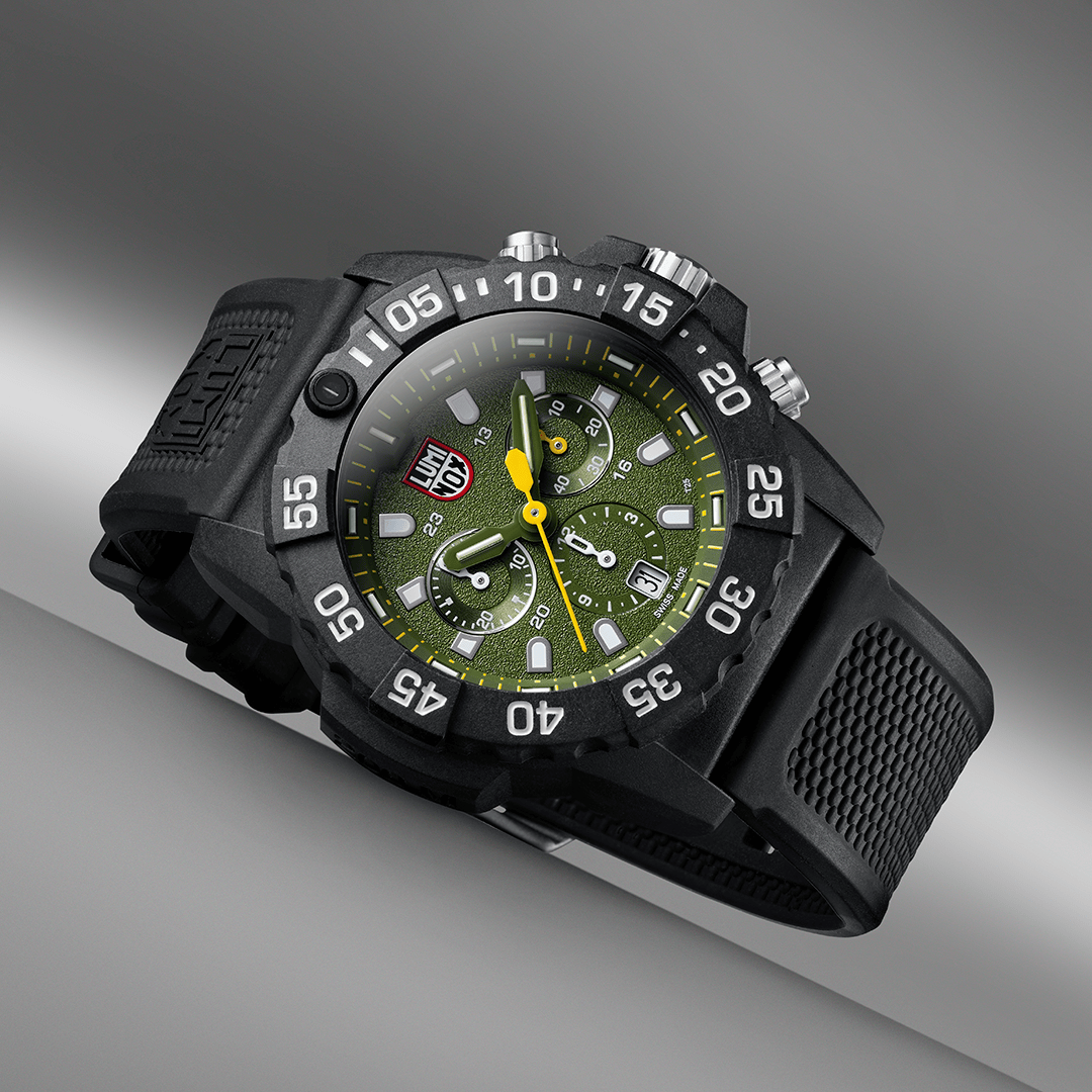 Luminox Watch, Outlet Navy SEAL Chronograph, 45mm, Military Dive Watch, Green XS.3597