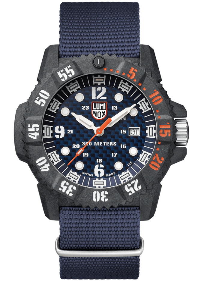 Luminox Master Carbon Seal 3800 Series 46mm On Strap 3803.C