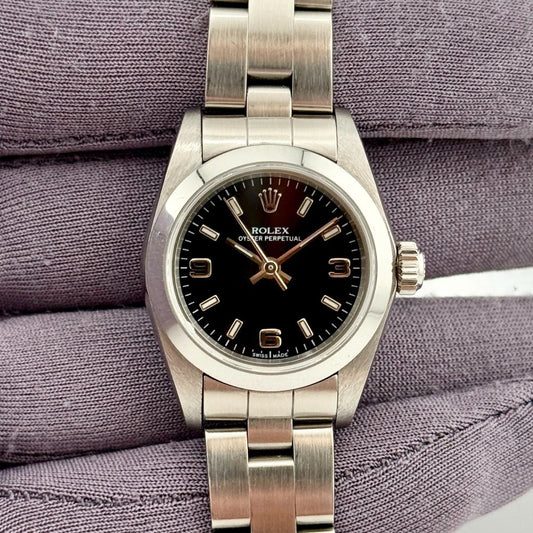 Pre-Owned Rolex Oyster Perpetual 26mm 67180