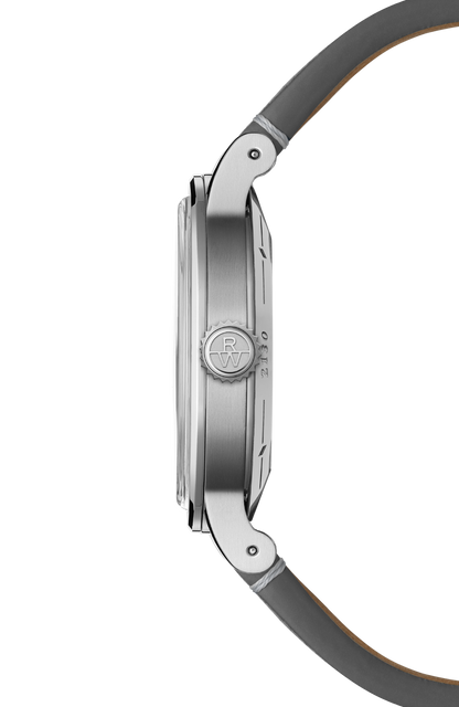 Raymond Weil simple Millesime Automatic Small Seconds Salmon Dial Watch, 35mm 2130-STC-80001