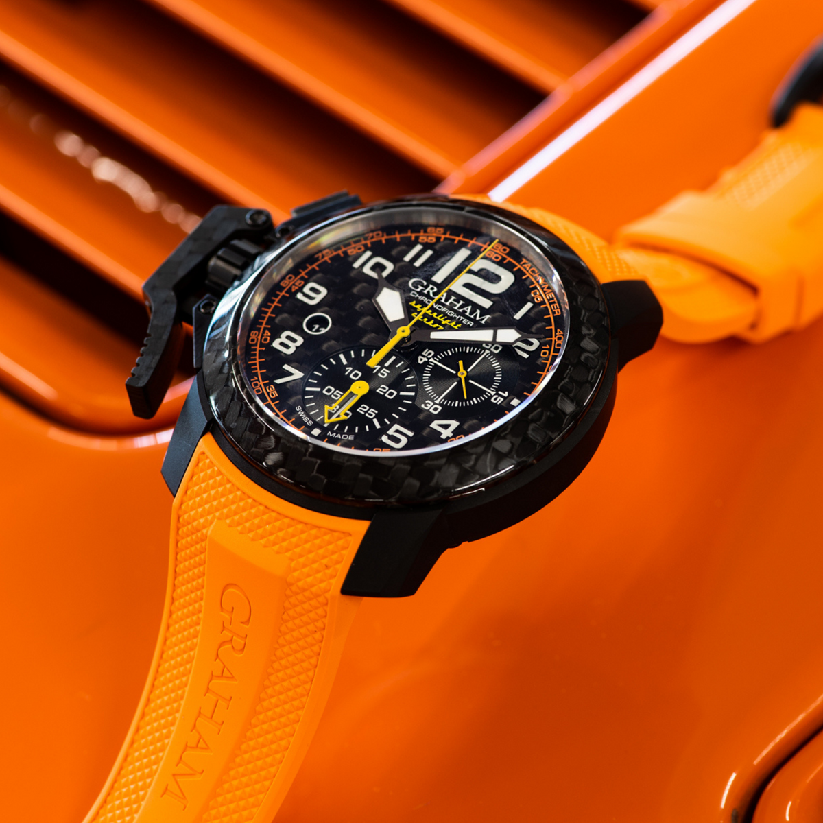 Graham CHRONOFIGHTER SUPERLIGHT CARBON (ORANGE) 2CCBK.O01A