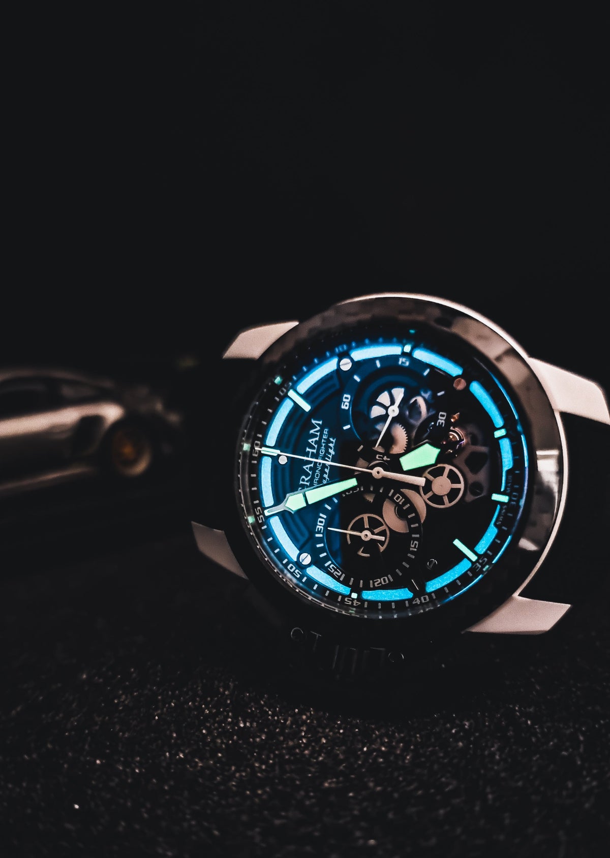 Graham CHRONOFIGHTER SUPERLIGHT CARBON SKELETON WHITE 2CCCK.W01A