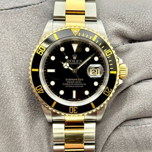 Pre-Owned Rolex Submariner 16613