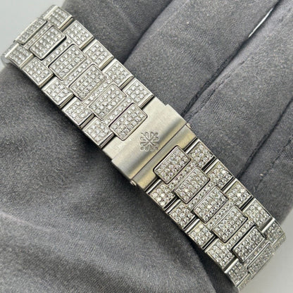 Pre-Owned Patek Philippe Nautilus 5711/1A-011