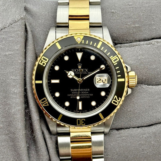 Pre-Owned Rolex Submariner 16803