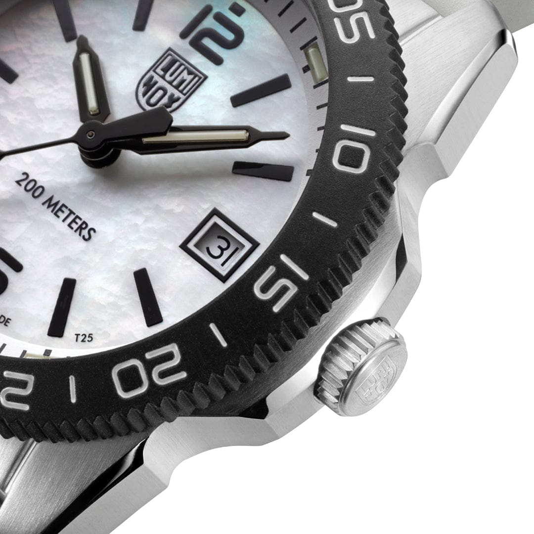 Luminox Pacific Diver Ripple, Mother of Pearl, 39 mm, Dive Watch Set XS.3128M.SET