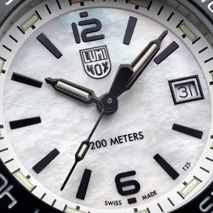 Luminox Pacific Diver Ripple, Mother of Pearl, 39 mm, Dive Watch Set XS.3128M.SET