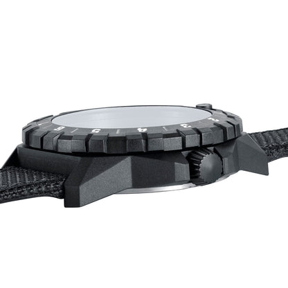 Luminox F-117 NIGHTHAWK® x Skunk Works® 6440 Heritage, 44 mm, Pilot Watch XA.6442.H