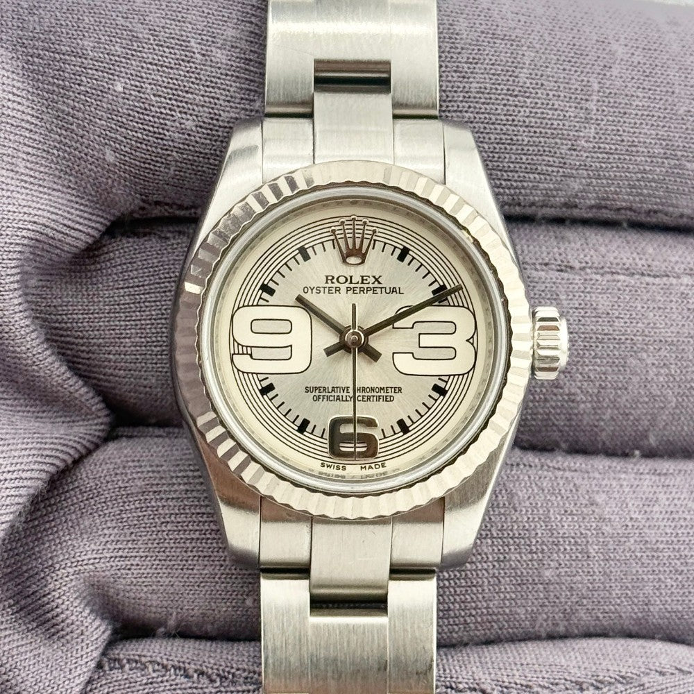 Pre-Owned Rolex Oyster Perpetual 26mm 176234