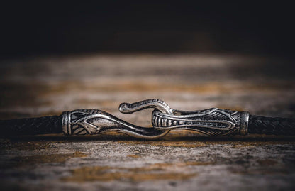 William Henry KNIVES B02 Tudor