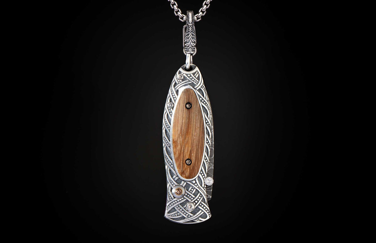 William Henry KNIVES B02 Victory