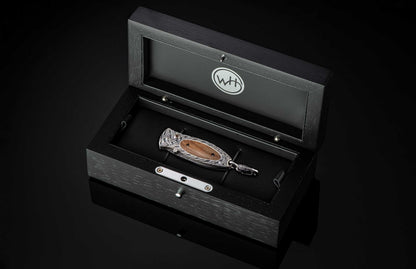 William Henry KNIVES B02 Victory