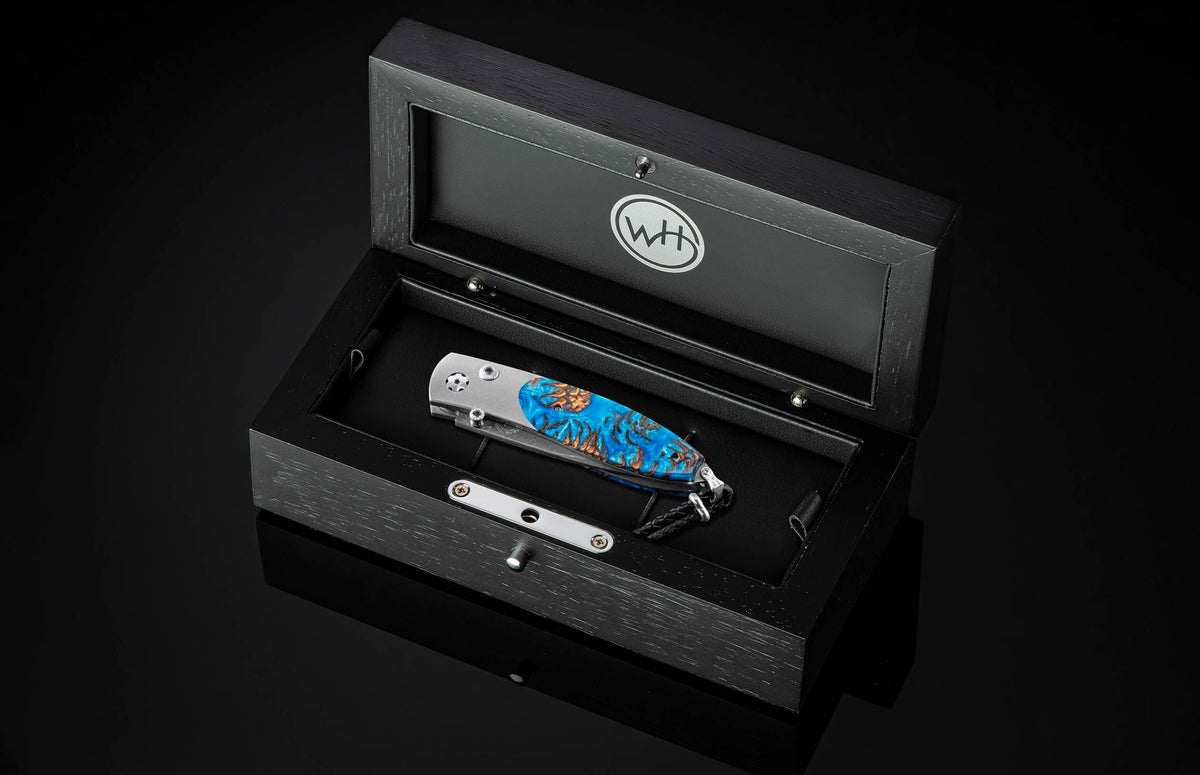 William Henry KNIVES B05 Blue Pine