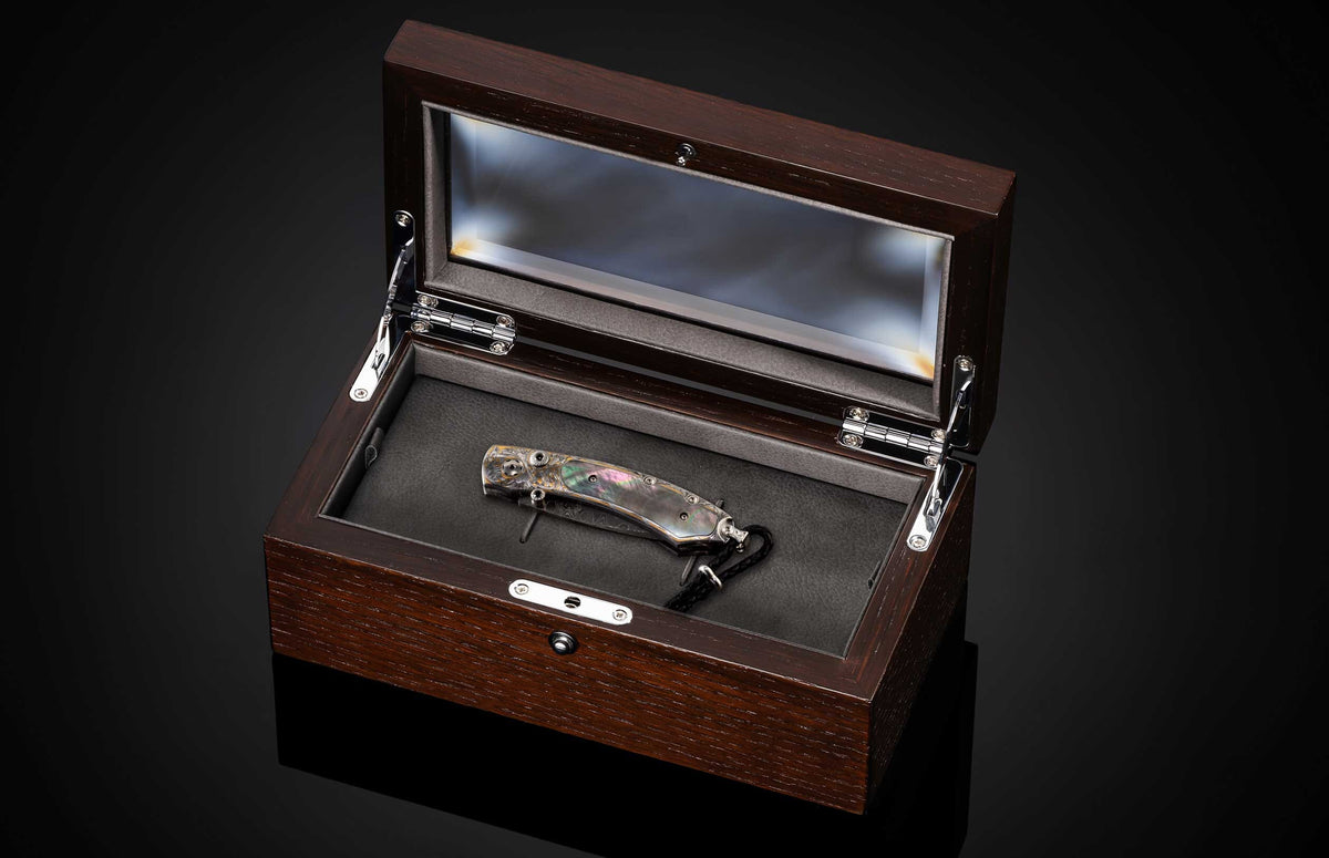 William Henry KNIVES B09 Prague