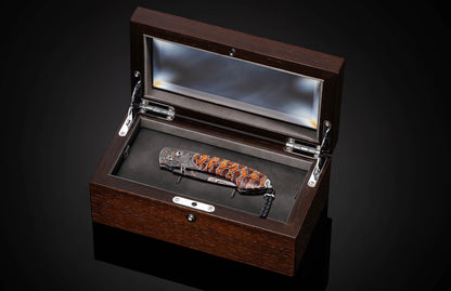 William Henry KNIVES B12 Fox & Rabbit