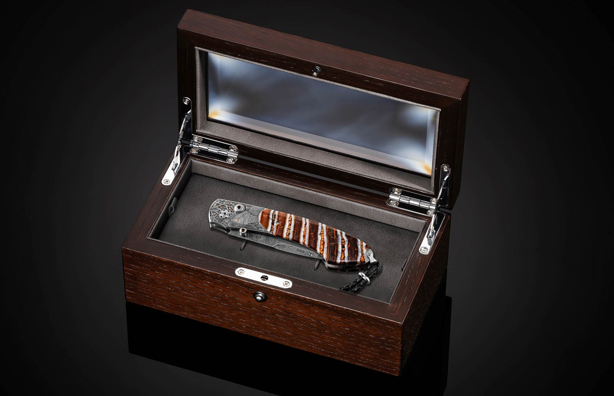 William Henry KNIVES B12 Lions