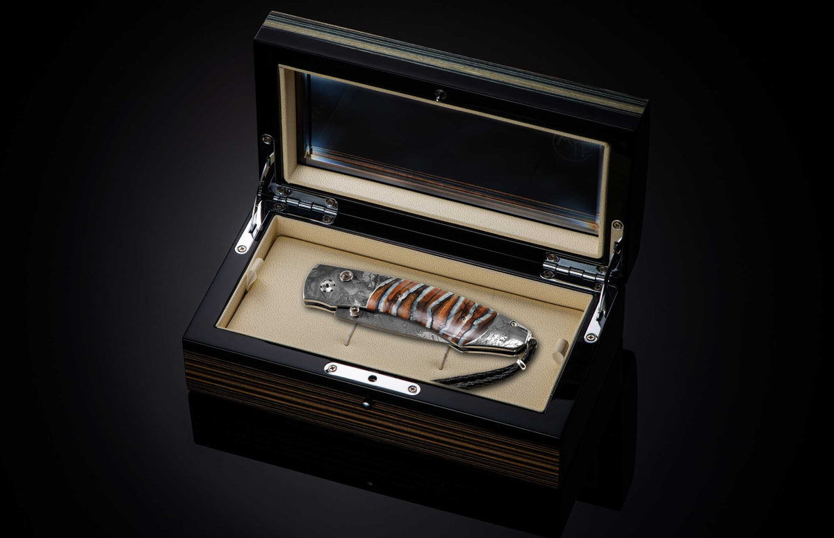 William Henry KNIVES B12 Wild