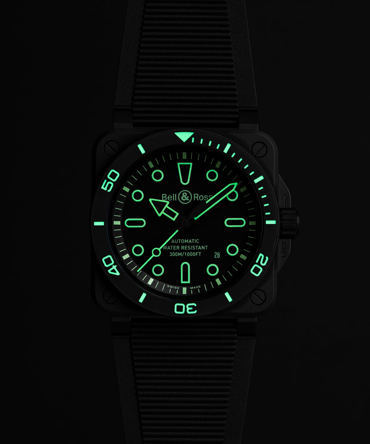 Bell & Ross Montre BR-03  Diver Lum Outline BR03A-D-OL-CE/SRB