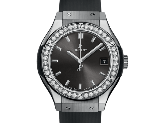 Hublot Classic Fusion Racing Grey Titanium Diamonds 33 mm 581.NX.7071.RX.1104