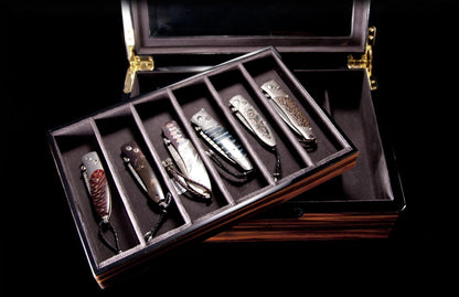 William Henry ACCESSORY Collector Display Case - DK COLLECTOR'S BOX 2