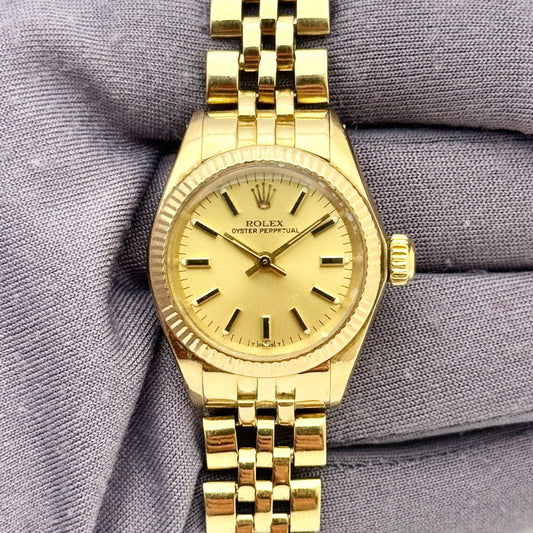 Pre-Owned Rolex Oyster Perpetual 26mm 6719