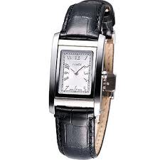 Fendi 'Loop women - Small' Rectangular Leather Strap Watch F771261