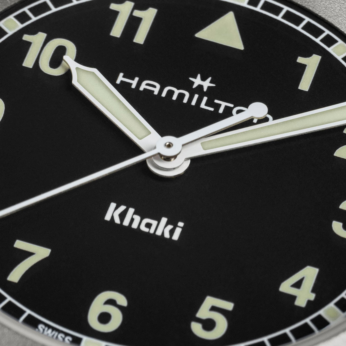 Hamilton Khaki Field quartz 33mm H69301130