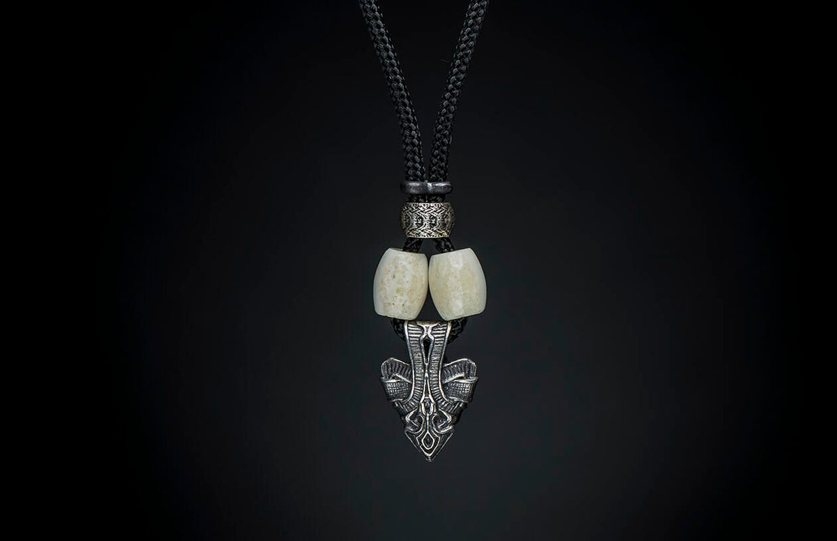 William Henry JEWELRY Amulet P16 W