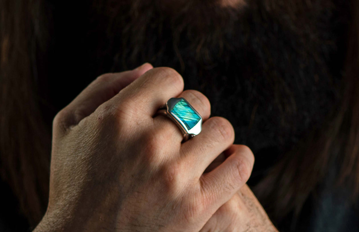William Henry JEWELRY Sleek RING 8